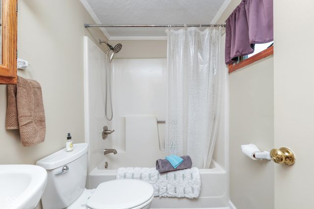 98 Bosstick Avenue, Danville, IN 46122