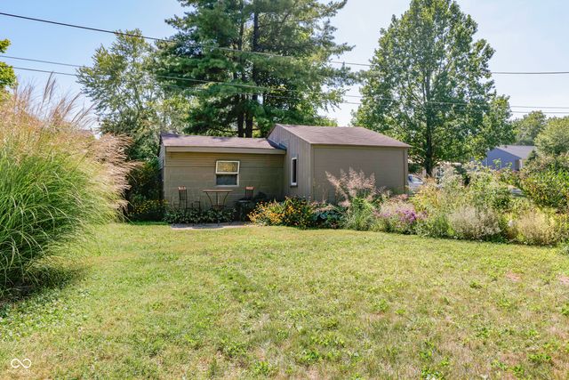 98 Bosstick Avenue, Danville, IN 46122