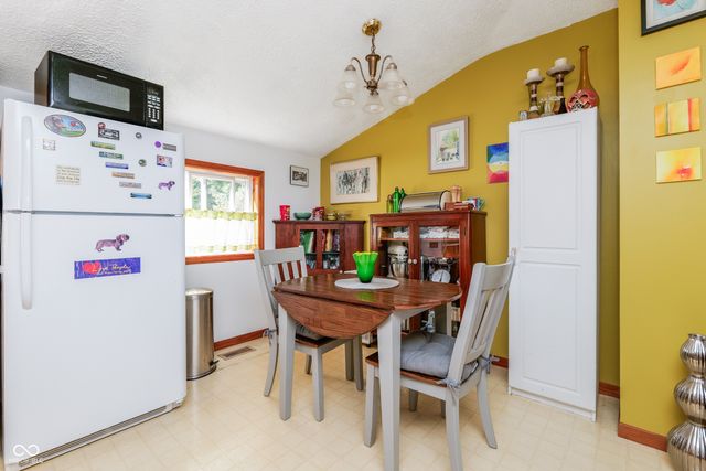 98 Bosstick Avenue, Danville, IN 46122