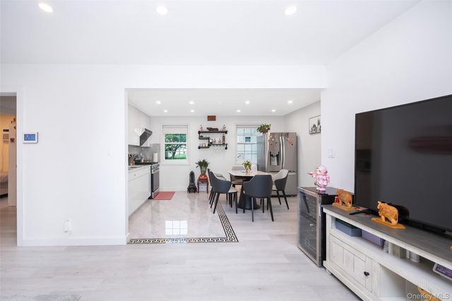 223-36 65th Avenue 2A, Bayside, NY 11364