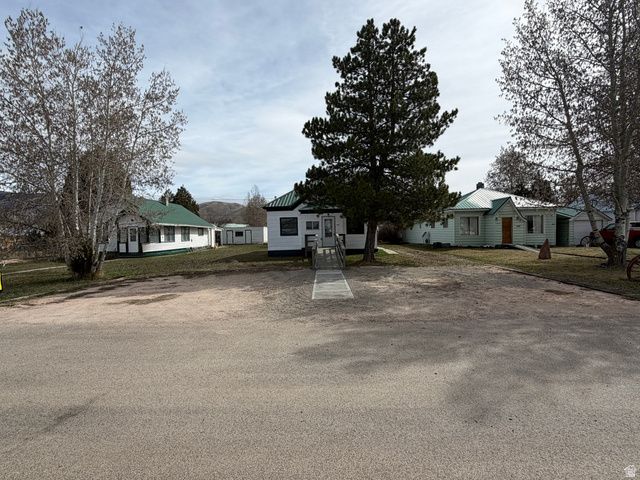 462 N 11TH ST, Montpelier, ID 83254