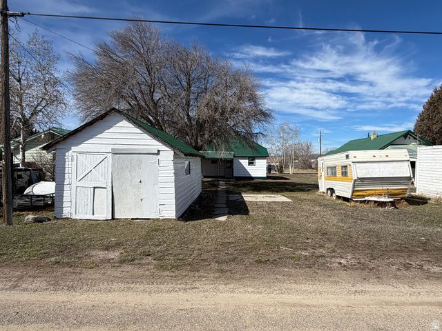 462 N 11TH ST, Montpelier, ID 83254