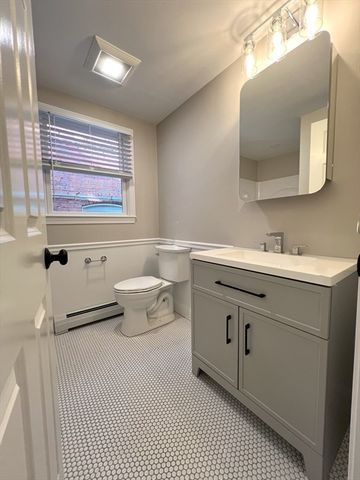 156 Derby 3, Salem, MA 01970