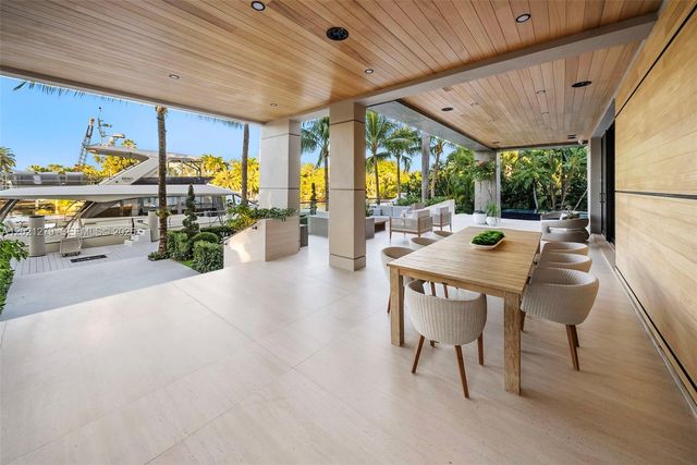 905 Belle Meade Island Dr, Miami, FL 33138