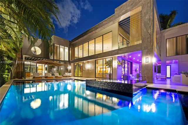 905 Belle Meade Island Dr, Miami, FL 33138