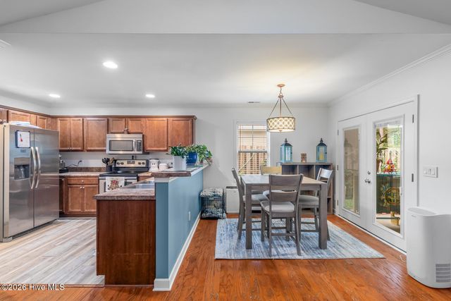 106 Oyster Landing Drive, Sneads Ferry, NC 28460