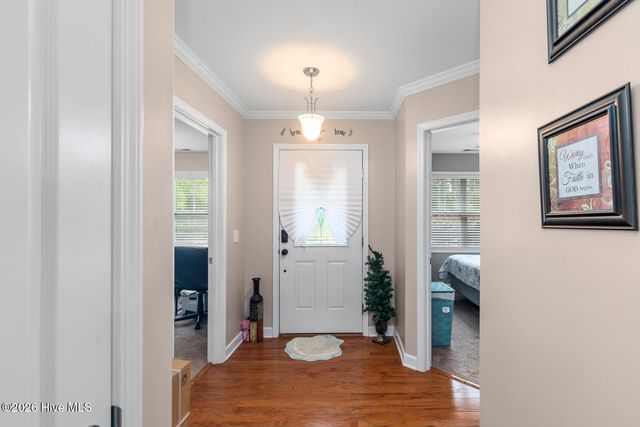 106 Oyster Landing Drive, Sneads Ferry, NC 28460