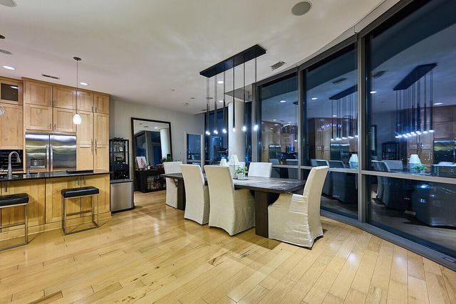 300 W Spring Street, 1302, Columbus, OH 43215