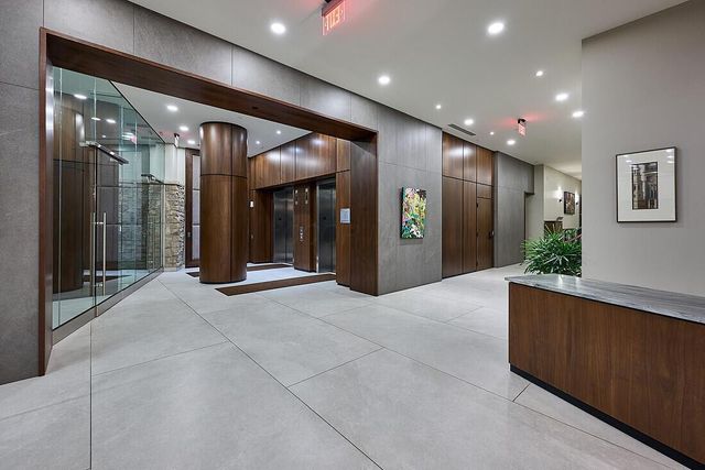 300 W Spring Street, 1302, Columbus, OH 43215