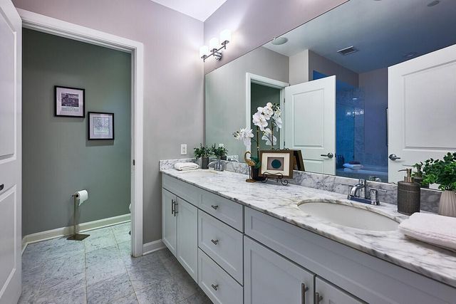 300 W Spring Street, 1302, Columbus, OH 43215