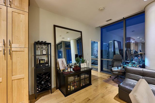 300 W Spring Street, 1302, Columbus, OH 43215