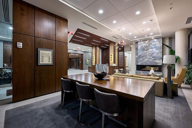 300 W Spring Street, 1302, Columbus, OH 43215