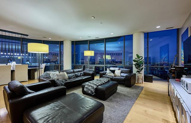 300 W Spring Street, 1302, Columbus, OH 43215