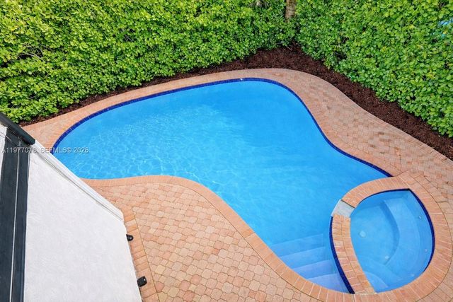 1844 NE 26th Ave 1844, Fort Lauderdale, FL 33305