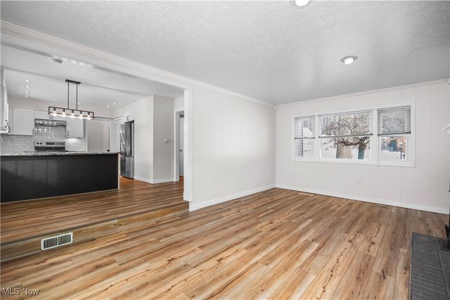 4620 Washington Avenue, Lorain, OH 44052