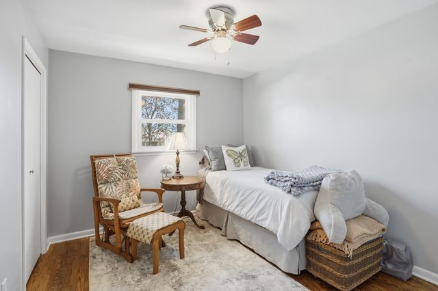 242 Bunker Drive, Schererville, IN 46375