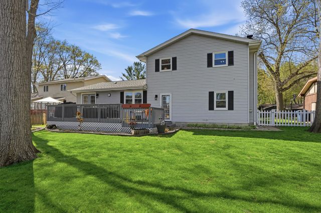 242 Bunker Drive, Schererville, IN 46375