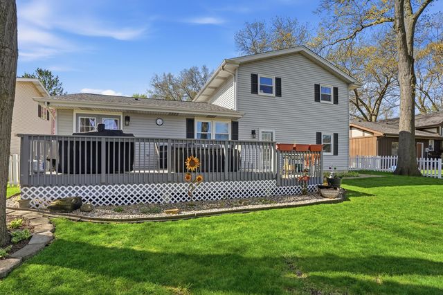 242 Bunker Drive, Schererville, IN 46375