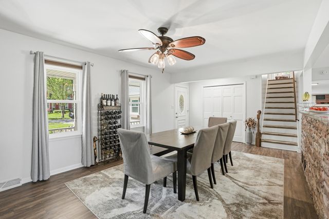 242 Bunker Drive, Schererville, IN 46375