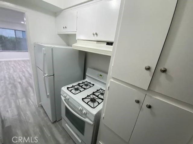 1329 S Saltair, West Los Angeles (los Angeles), CA 90025