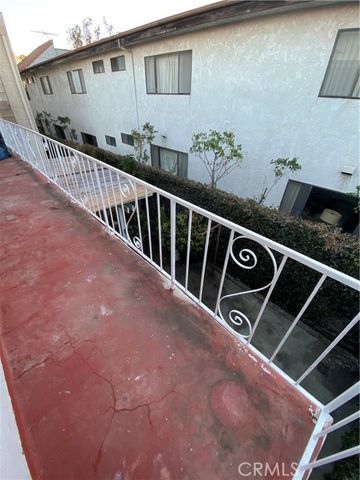 1329 S Saltair, West Los Angeles (los Angeles), CA 90025
