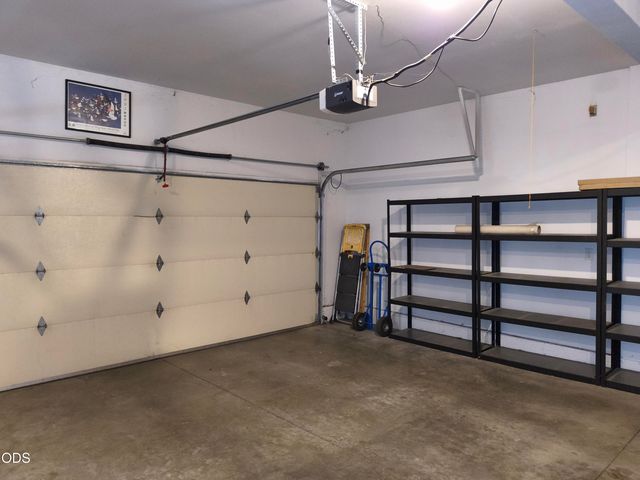 2542 NE Keats Drive, Bend, OR 97701