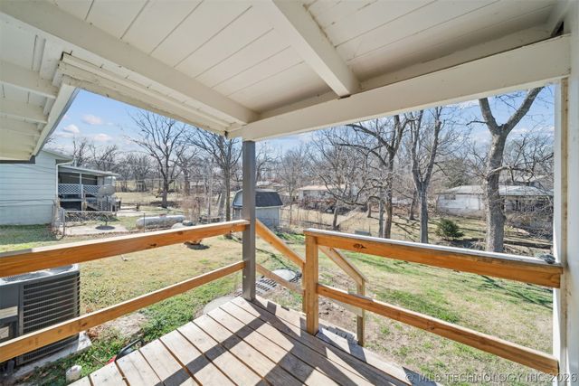 13196 S Walnut Road, Claremore, OK 74017