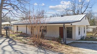 13196 S Walnut Road, Claremore, OK 74017