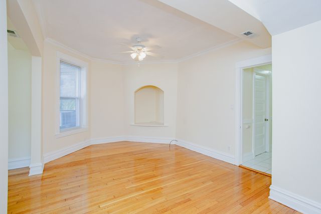 1315 W Foster Avenue 1, Chicago, IL 60640