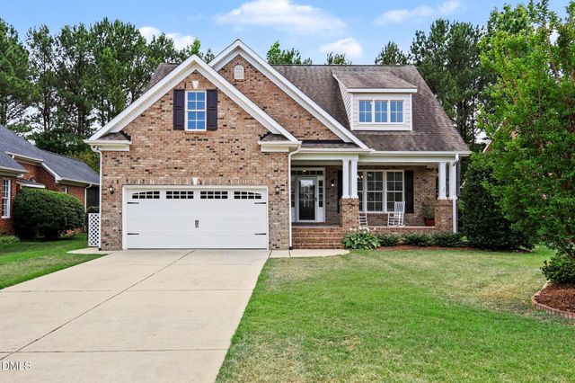 620 Sippihaw Oaks Drive, Fuquay Varina, NC 27526