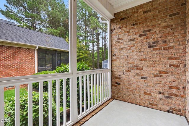 620 Sippihaw Oaks Drive, Fuquay Varina, NC 27526