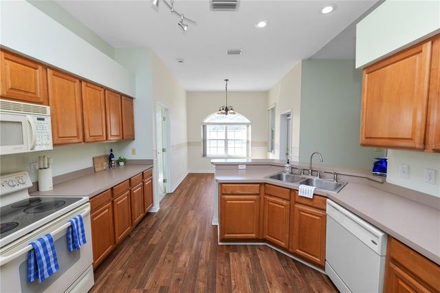 2258 COLONY CLUB DRIVE, Lakeland, FL 33813