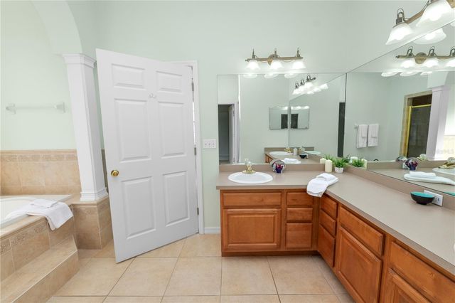 2258 COLONY CLUB DRIVE, Lakeland, FL 33813