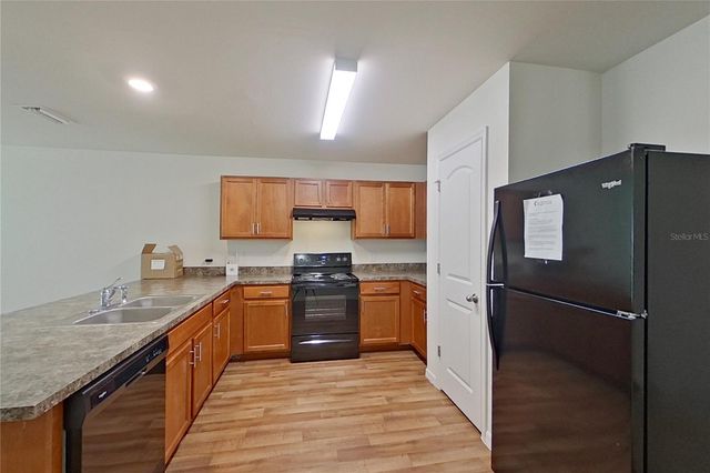 2920 NE 2ND AVENUE, Cape Coral, FL 33909