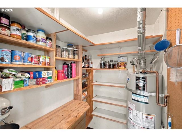 456 Se VILLA Dr, Corvallis, OR 97333