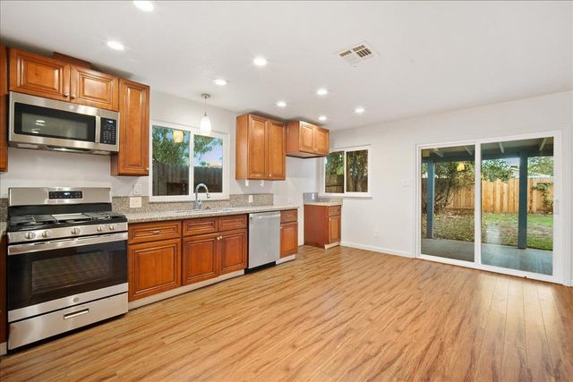 2617 Stingray Ct, Sacramento, CA 95826