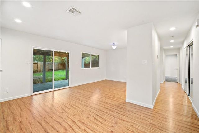 2617 Stingray Ct, Sacramento, CA 95826