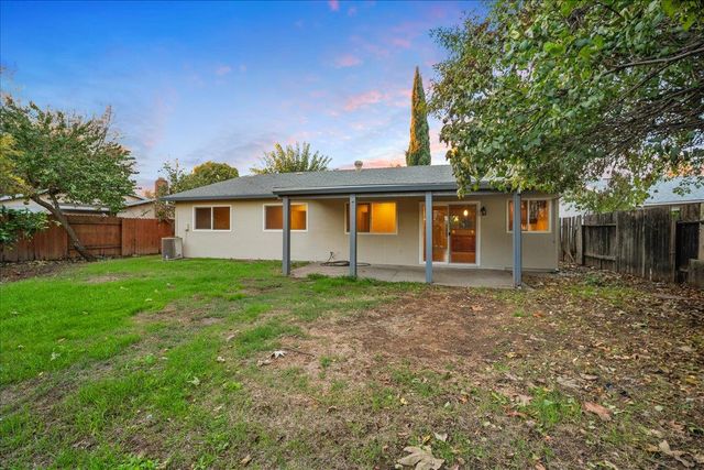 2617 Stingray Ct, Sacramento, CA 95826