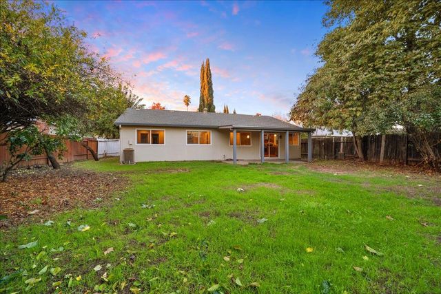 2617 Stingray Ct, Sacramento, CA 95826