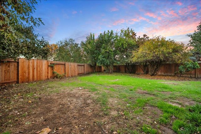 2617 Stingray Ct, Sacramento, CA 95826