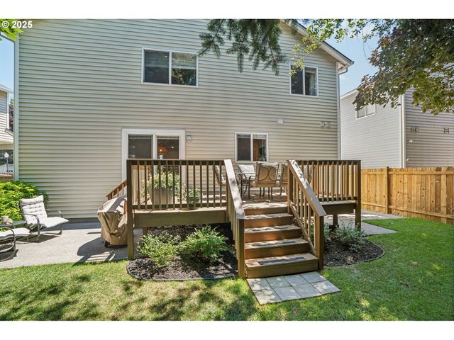 1925 MEADOWOOD Loop, Woodland, WA 98674