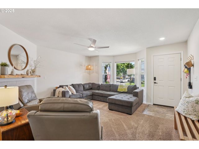 1925 MEADOWOOD Loop, Woodland, WA 98674