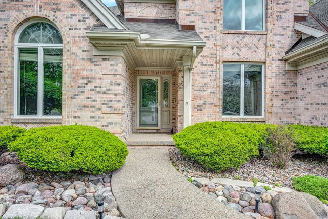 2109 Hackberry Road, Bloomington, IL 61704