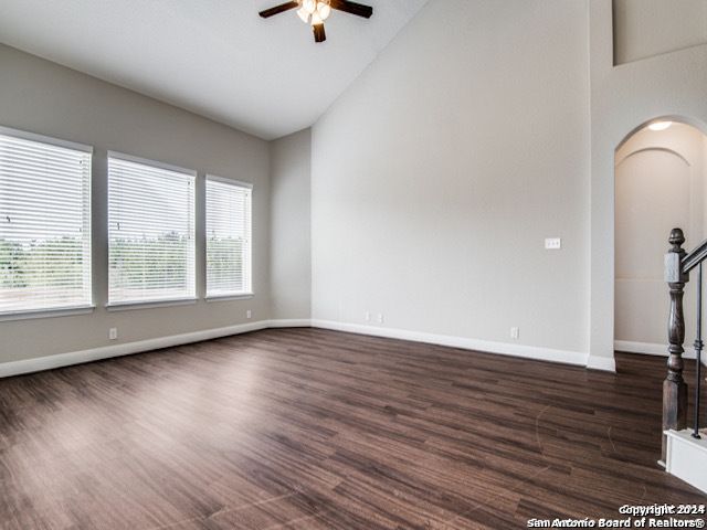 21935 AKIN BAYOU, San Antonio, TX 78261