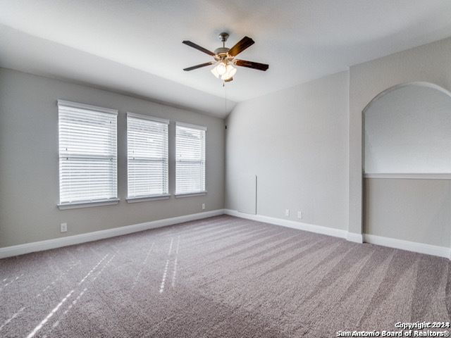 21935 AKIN BAYOU, San Antonio, TX 78261