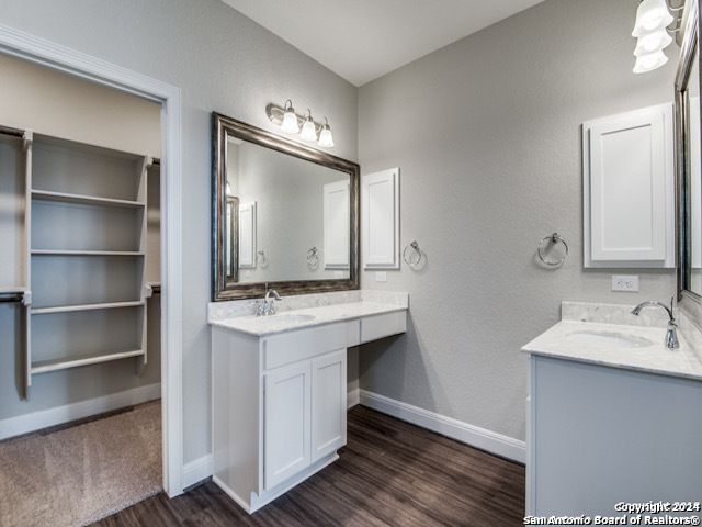 21935 AKIN BAYOU, San Antonio, TX 78261