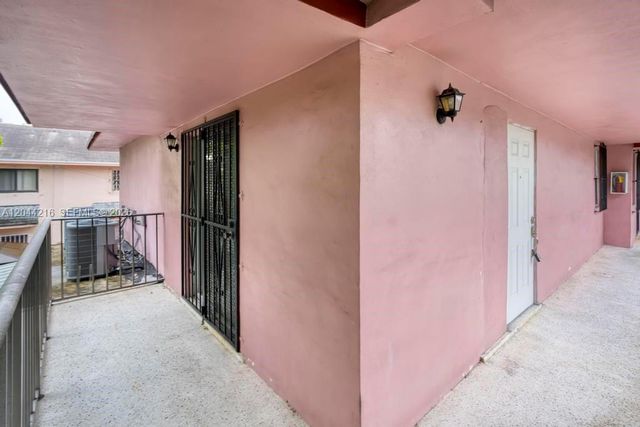 519 NW 10th Avenue 3, Miami, FL 33136