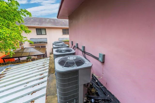 519 NW 10th Avenue 3, Miami, FL 33136
