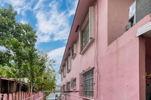 519 NW 10th Avenue 3, Miami, FL 33136