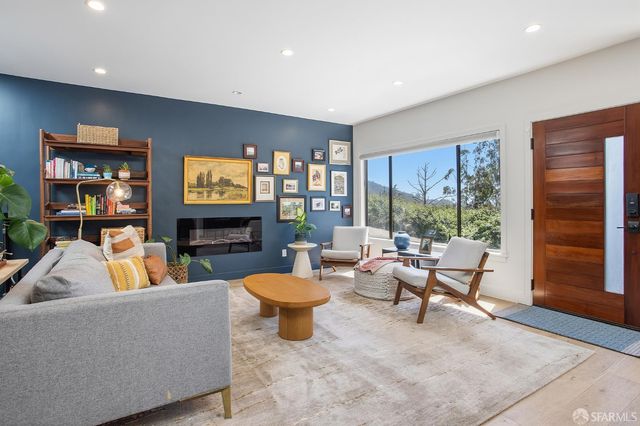 180 Panorama Drive, San Francisco, CA 94131